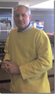 YellowSweatshirtDad20070927